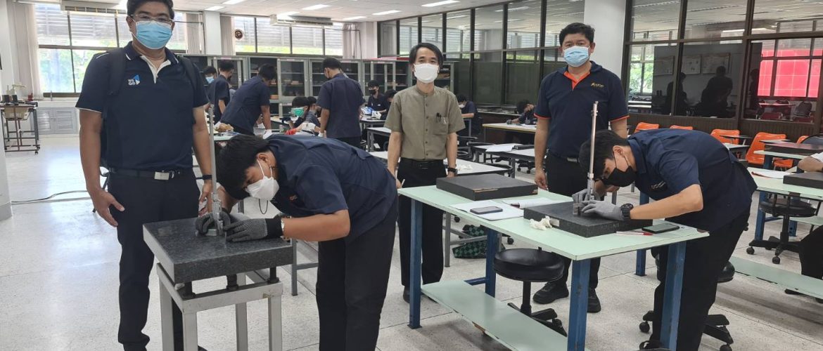 สุมิพลฯ ร่วมสนับสนุนเครื่องมือและอุปกรณ์สาขามาตรวิทยามิติ สำหรับจัดการแข่งขันราชมงคลวิชาการวิศวกรรมระดับชาติ ครั้งที่ 13