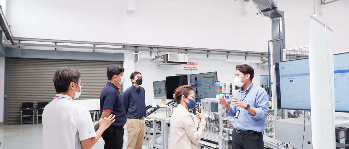 SIMTEC ร่วมต้อนรับ คณบดีและคณะผู้บริหารวิทยาลัยนานาชาติ สถาบันเทคโนโลยีไทย-ญี่ปุ่น (TNIC) เข้าเยี่ยมชม LEARNING FACTORY