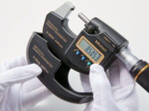 High-Accuracy Digimatic Micrometers 293 (2)