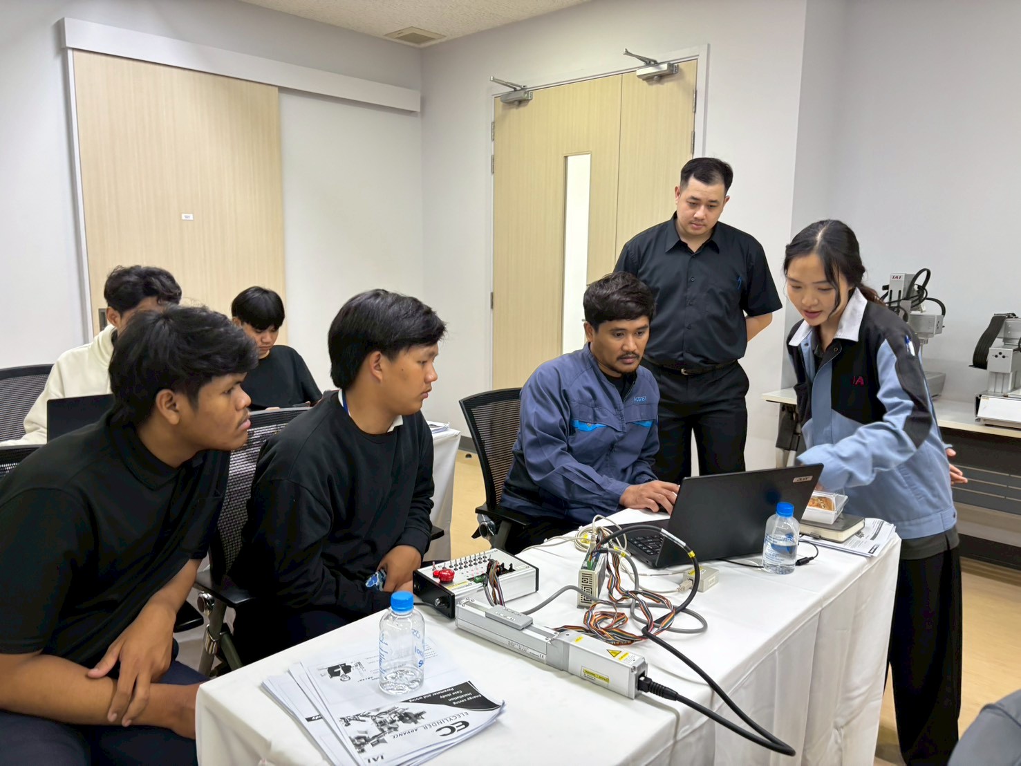 การฝึกอบรมระบบควบคุมและการใช้งาน Electric Actuator ที่ SIMTEC - 8